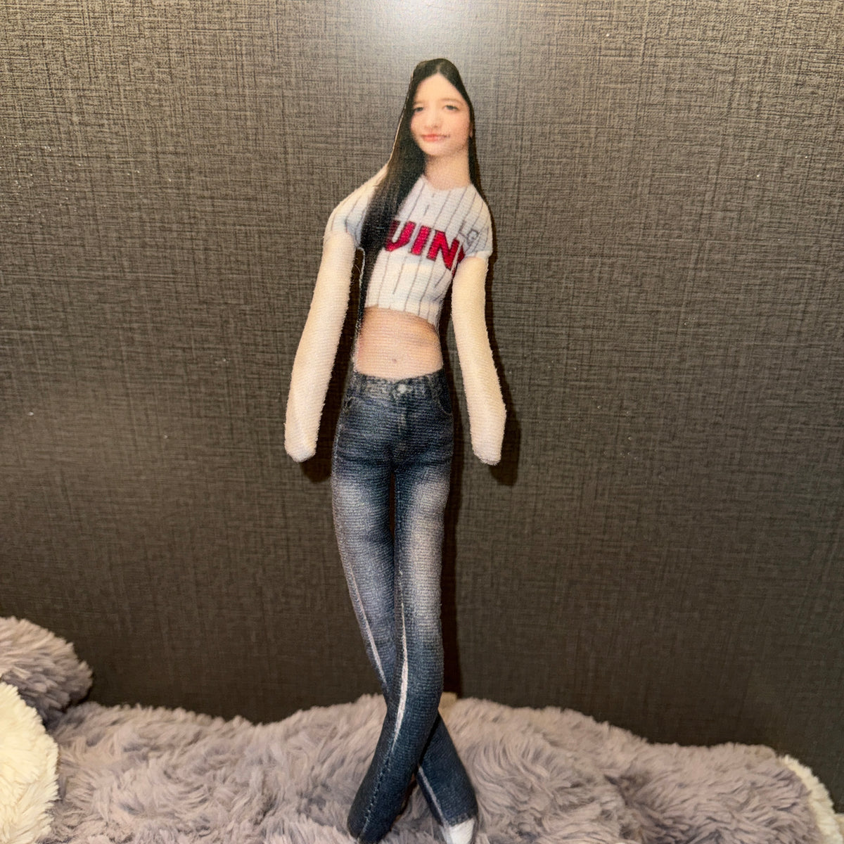 Bendable, Twistable ILLIT Doll—Minju