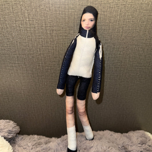 Bendable, Twistable ILLIT Doll—Yunah