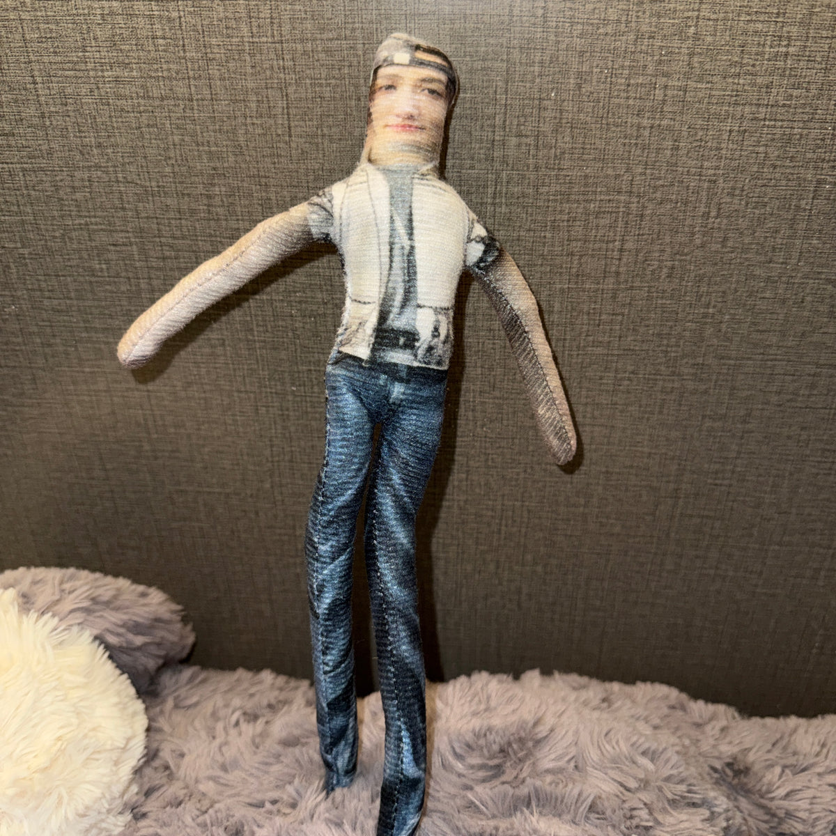 Bendable, Twistable CORTIS Doll—Seonghyeon