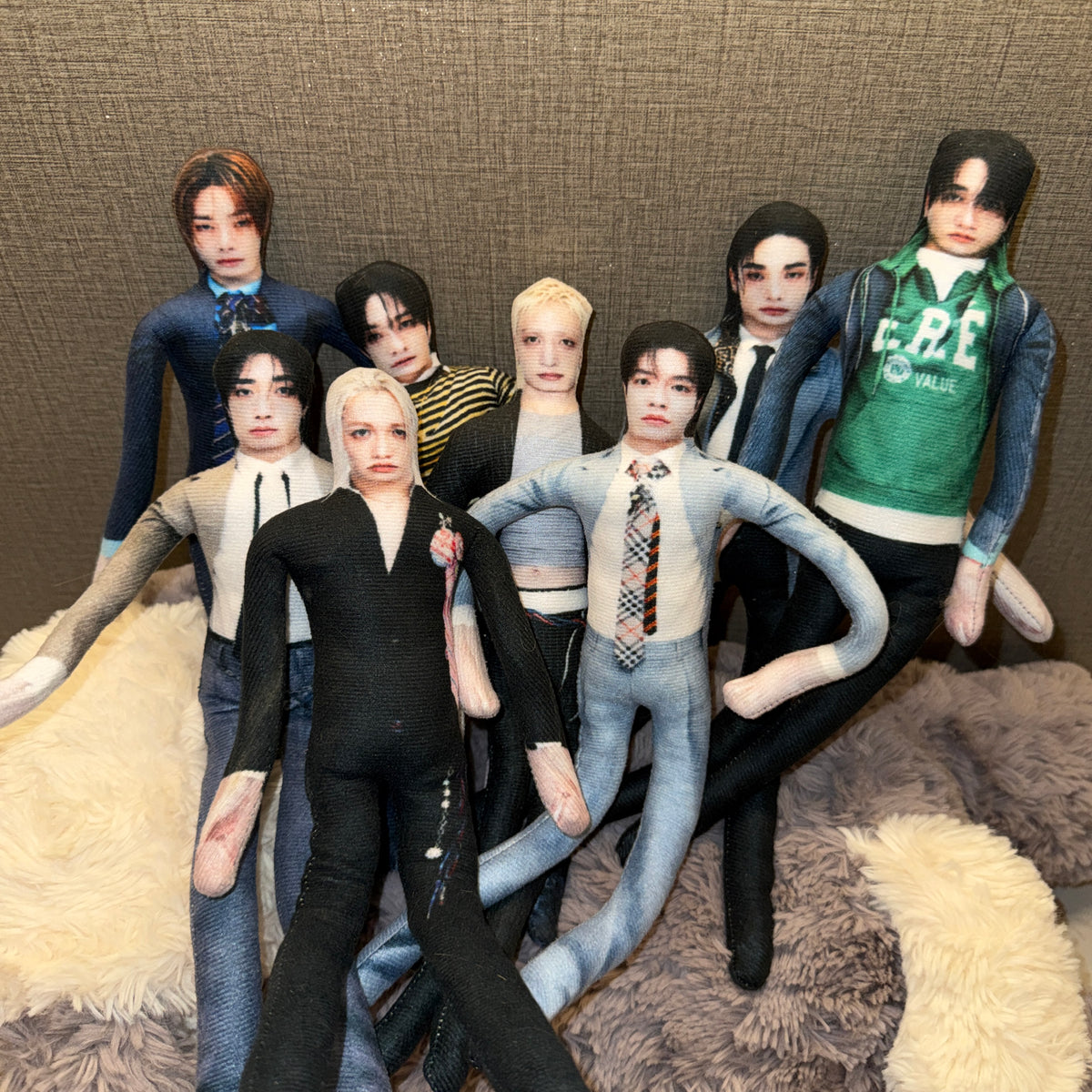 Boneco Maleável e Giratório Stray Kids - Conjunto Completo com 8 Membros