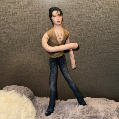 Boneco ATEEZ Articulado e Torçável — Conjunto Completo com os 8 Membros