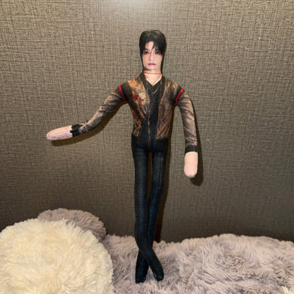 Boneco ATEEZ Articulado e Torçável — Conjunto Completo com os 8 Membros