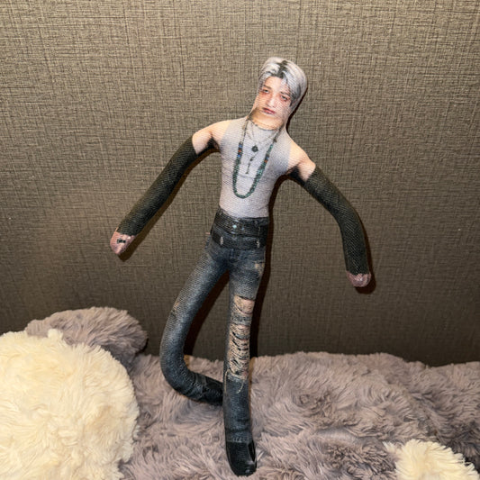 Bendable, Twistable ATEEZ Doll—Mingi
