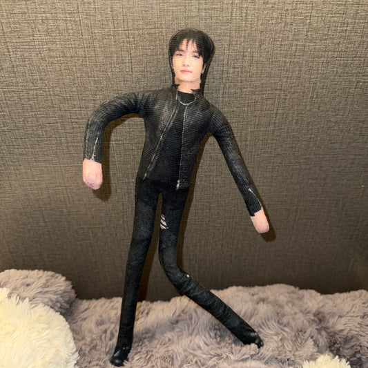 Boneco flexível e articulado BOYNEXTDOOR — Woonhak