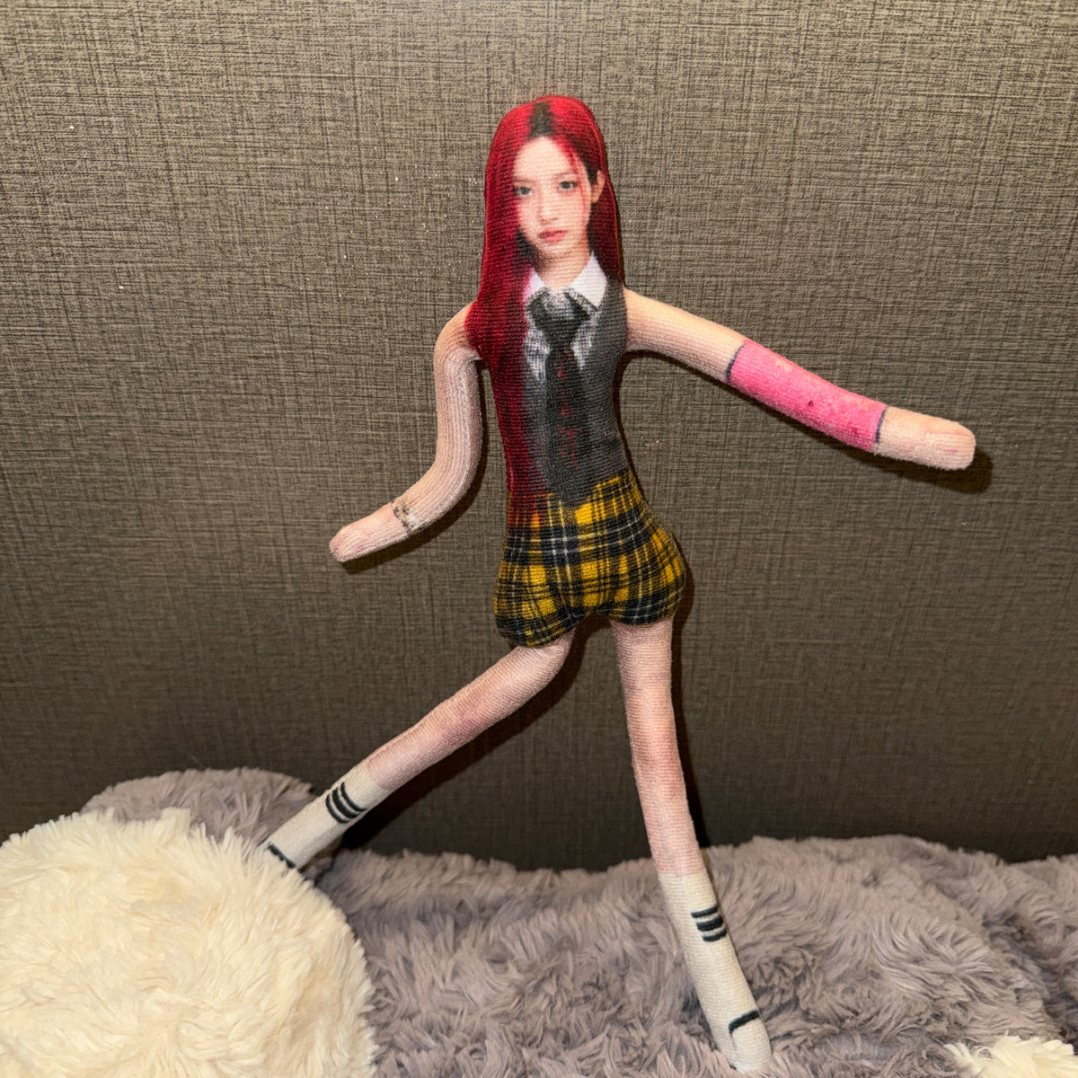Bendable, Twistable ILLIT Doll—5-Member Full Set