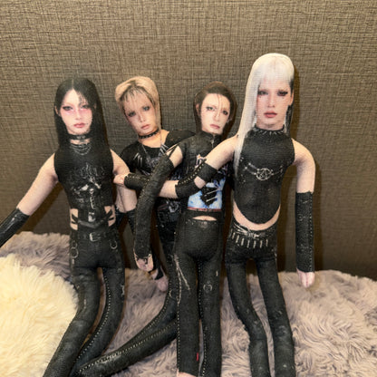 Bendable, Twistable XLOV Doll—4-Member Full Set