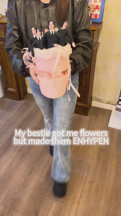 ENHYPEN doll styling video preview