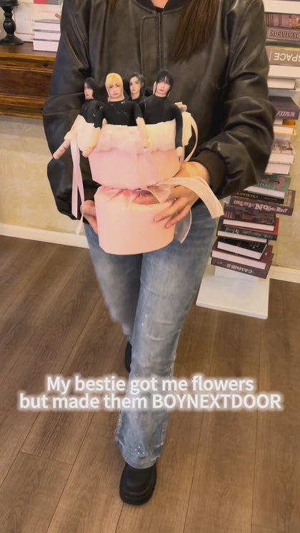 BOYNEXTDOOR doll styling video preview